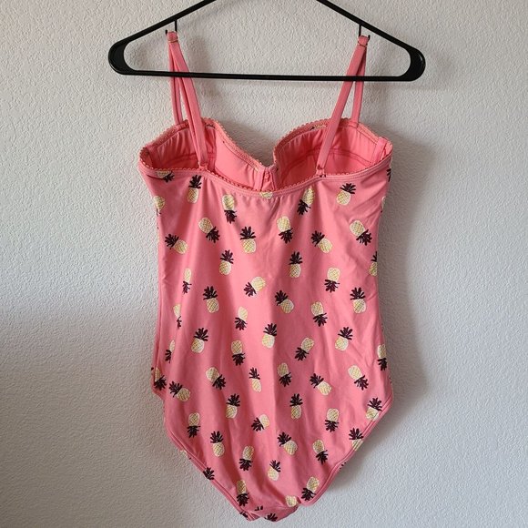 Kate Spade Women's Size S Cruise 2019 Pineapple One-Piece Swimsuit Pink - Picture 3 of 13